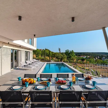 بيت للعطل 3 Bedroom In