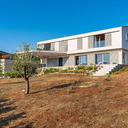 3 Bedroom In بيت للعطل