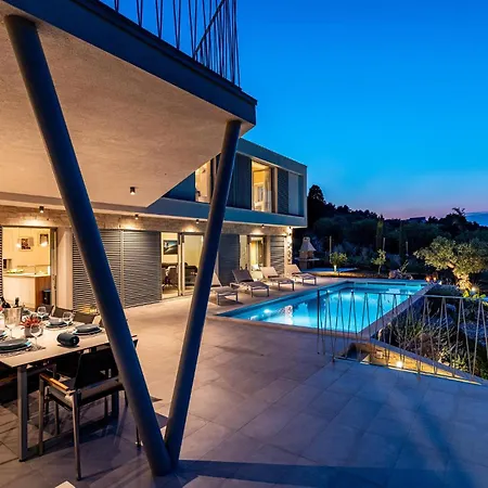 3 Bedroom In بيت للعطل *