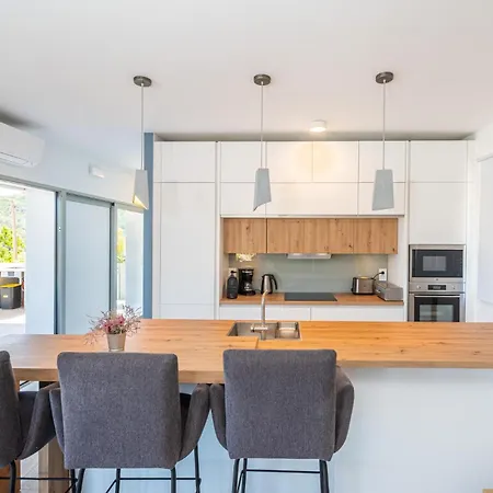 3 Bedroom In بيت للعطل